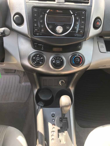Toyota Rav4 2.4 4x2 At 2012