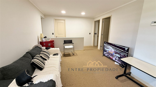 Casa En Venta De 4 Dorm. En Colina