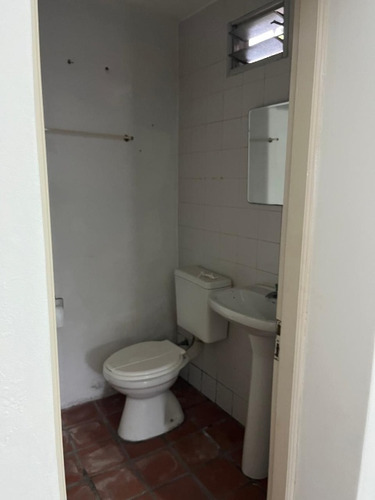 Local En Alquiler En Lomas De Zamora Oeste