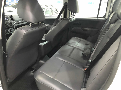 Imagen 23 de 25 de Volkswagen Amarok 2023 2.0 Cd Tdi 140cv Trendline Llantas16