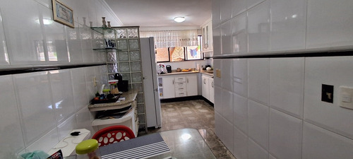 Casa 3/4 Sendo 1 Suite Na Praia Do Flamengo