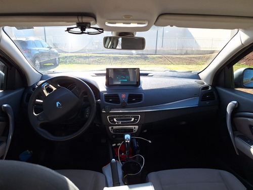 Renault Fluence 2.0 Dynamique X-tronic Hi-flex 4p