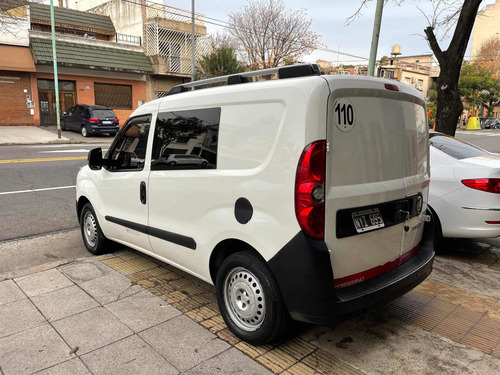 Imagen 4 de 8 de Fiat Doblo 1.4 Active Family