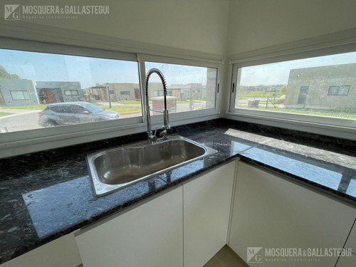 Casa En Venta Santa Lucia