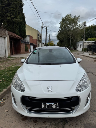 Peugeot 308 2.0 Feline 143cv