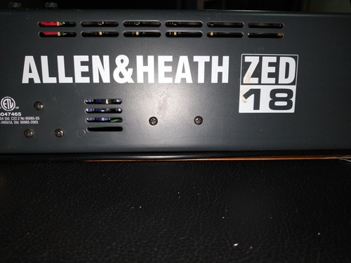 Mesa De Som Allen & Heath Zed 18 - 18 Canais.
