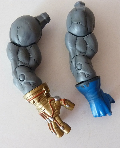 Dc Darkseid Universe - Baf Lote 2 Braços + Manopla Classics (Usado)
