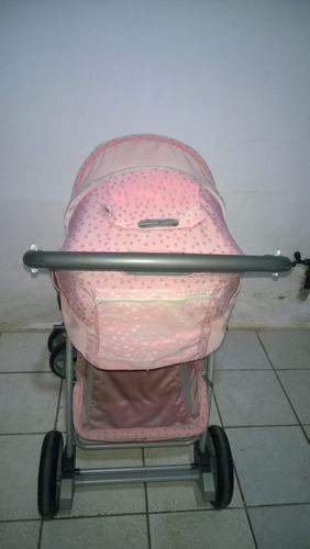 Carrinho De Bebê E Cadeirinha Perto De Mim