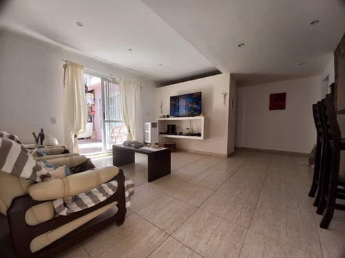 Imagen 8 de 30 de Venta En Block, 2 Ph's En Impecable Estado. Ideal Dos Familias O Inversor!