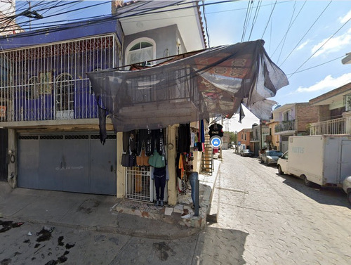 Casa Adjudicada Ubicada En Calandria, Lomas De Santa María, San Pedro Tlaquepaque, Jal. Sk04