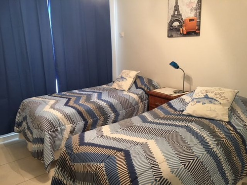 Venta De Apartamento 2 Dormitorios En Brava, Punta Del Este.
