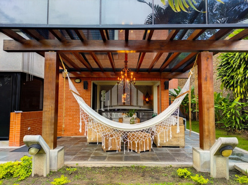 Espectacular Casa En La Viña Con Decoración Estilo Bali Socc