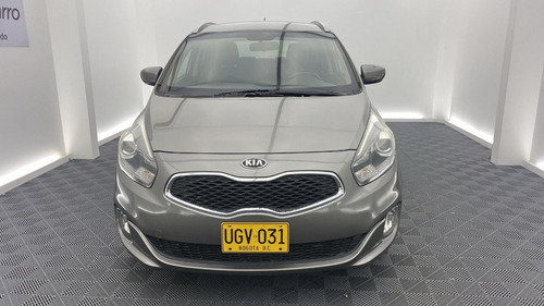 Imagen 13 de 25 de Kia Carens Suv Ex 2.0