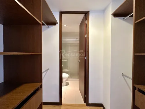 Apartamento En Arriendo En El Esmeraldal. Cod A776066