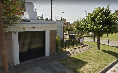 Imagen 8 de 10 de Casa En Venta, Castelar Norte, 4 Ambientes Americana