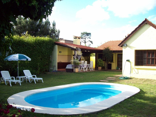 Casa En Punta Del Este Zona Mansa- Ref: 28811