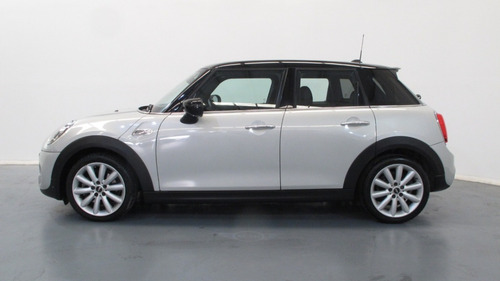 Imagen 2 de 15 de Mini Cooper S Hot Chili 5 Puertas 2020