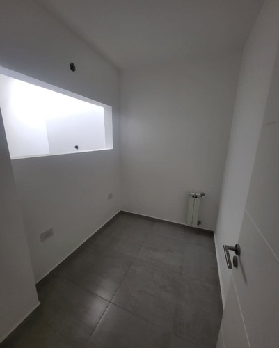 Imagen 19 de 28 de Claros Del Bosque / Village, Duplex De 3 Dormitorios, Escritorio, Pileta, Asador