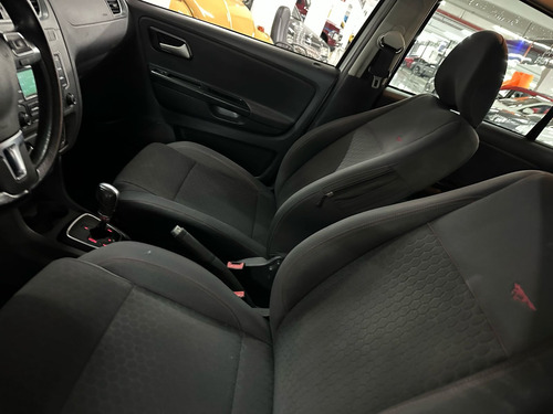 Volkswagen Crossfox 1.6 Vht Total Flex I-motion 5p