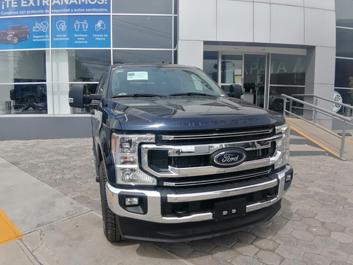 Imagen 8 de 14 de Ford F250 Super Duty 4x4 2022