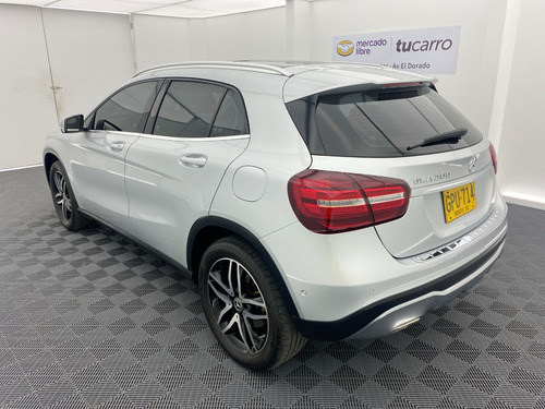 Imagen 5 de 25 de Mercedez Benz Clase Gla 200 Urban 1.6