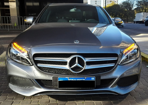 Imagen 2 de 19 de Mercedes Benz C200 Avantgard - Js