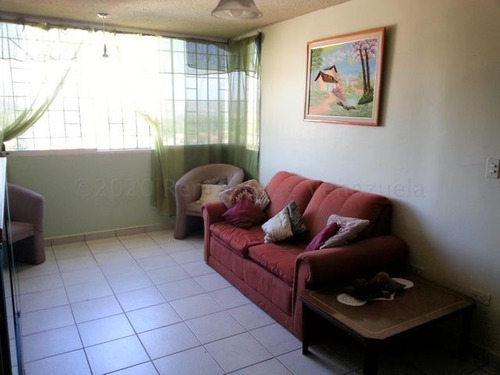 Imagen 14 de 30 de Apartamentos En Venta Las Guacamayas Cabudare 22-3305 #m