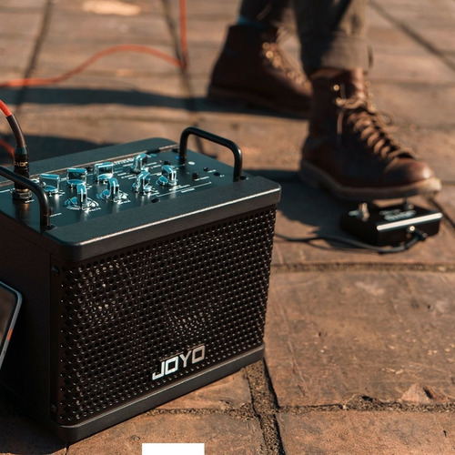 Amplificador Para Guitarra Multiefeito Joyo Dc-15s 127/220V