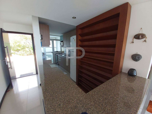 Imagen 4 de 13 de Apartamento En Venta Punta Del Este 3 Dorm #1759
