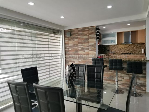 Imagen 19 de 28 de Hermoso Th De Esquina, Con Acabados De Primera. Comodas Habitaciones Con Closet, Hermosa Cocina Completamente Equipada, Amplio Patio Con Caney, 3 Puestos De Estacionamiento Techados