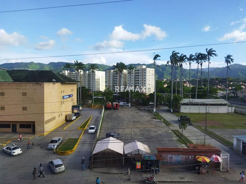 Imagen 22 de 26 de Venta De Local Comercial, Ideal Para Oficina O Consultorio Medico