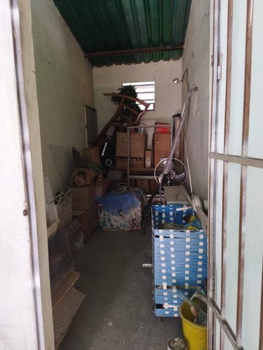 En Venta Hermosa Casa De Dos Niveles Ubicada En La Urb. Jose Felix Rivas 03js