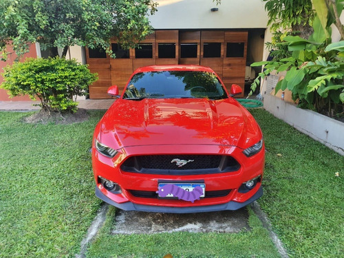 Ford Mustang V8