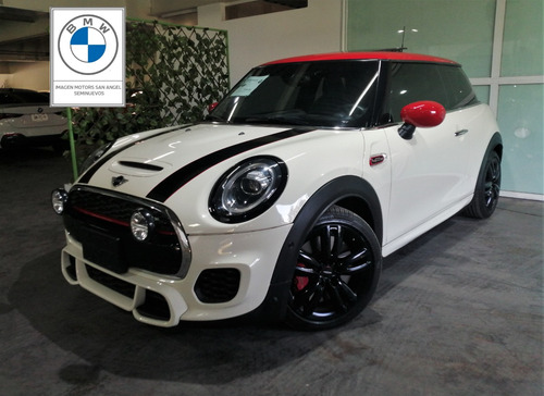 MINI John Cooper Works 2.0 Hot Chilli At