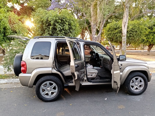 Jeep Liberty Renegabe Piel Cd Abs Qc 4x4 At 2003