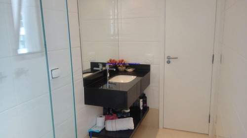 Imagem 24 de 29 de Apartamento 210m², 04 Dormitórios (sendo 02 Suítes), 05 Banheiros E 04 Vagas Na Garagem. Condomínio Com Portaria 24hrs, Piscina, Academia E Salão - 20092505 - 68555825