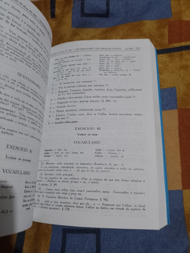 Gramática Latina Curso Único E Completo 28° Edição Napoleão Mendes De Almeida-leia Descrição (Usado)