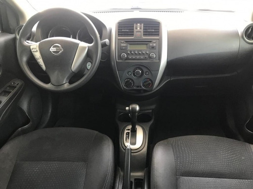 Nissan Versa 1.6 16v Flexstart Sv 4p Xtronic 2017/2018