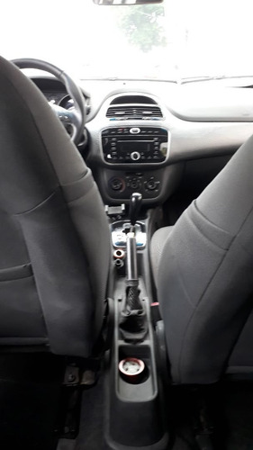 Imagem 3 de 3 de Fiat Punto 2013 1.6 16v Essence Flex Dualogic 5p