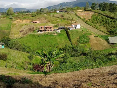 Lindo Lote En Venta Con Excelente Vista Y Aprovechamiento - Carmen Víb