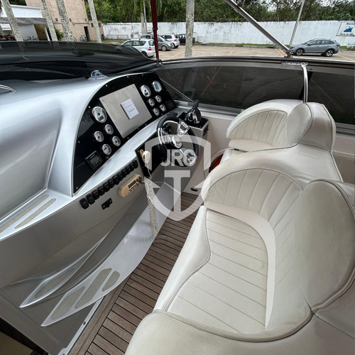 Lancha Maxmarine 43 2012 (com Ar E Gerador Kohler)