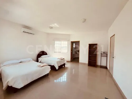 Casa Con Alberca En Venta, Oaxtepec, Morelos