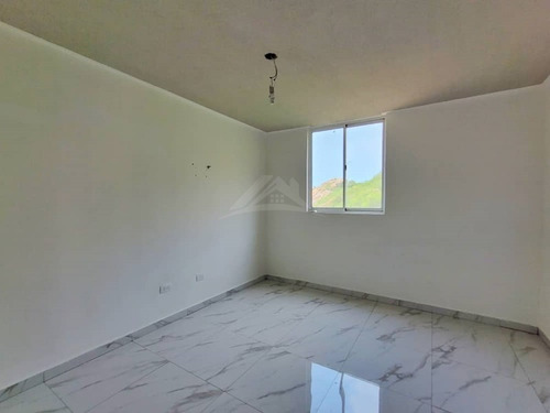Imagen 12 de 12 de En Venta Apartamento En Res. Costarena Suites, Av. Costanera Nueva Barcelona