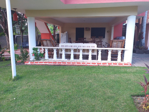 Villa En Alquiler