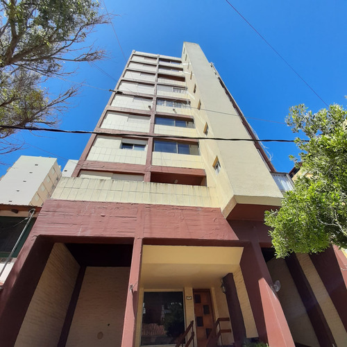 Departamento 3 Ambientes, Balcón Terraza Al Frente, Ascensor
