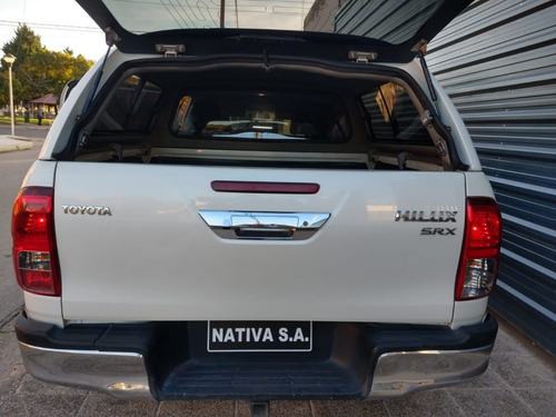 Toyota Hilux 4x4 D/c Srx 2.8 Tdi 6 A/t 2017
