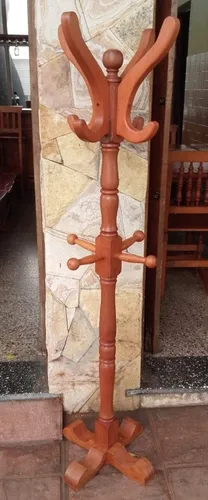 Percheros de algarrobo sale