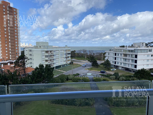 Departamento - Playa Mansa