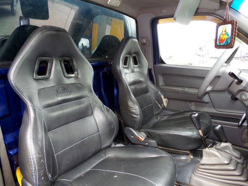 Nissan Frontier D22 Estacas