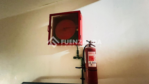 Casa Para Inversión En Venta De 20 Dorm. En Lo Espejo